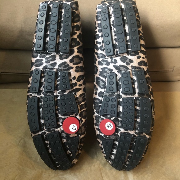 Leopard Print Loafers - New without Box - Picture 5 of 5